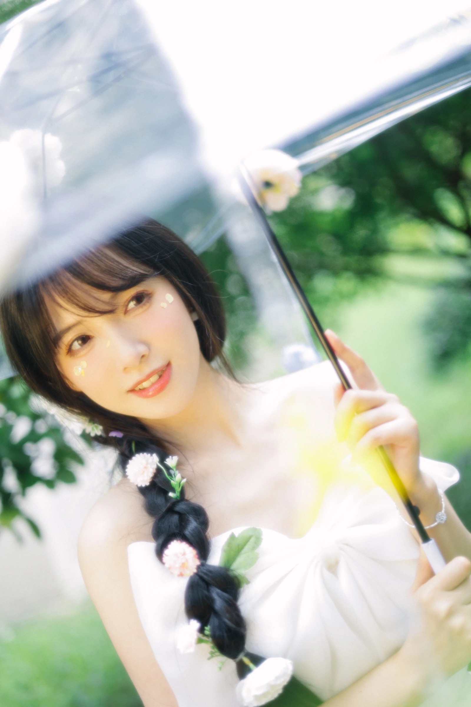 [YITUYU]艺图语-2024.10.17-花雨-一只阿梦崽-[24P-90MB]-7.webp